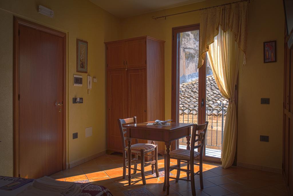 Marchese Sant'Andrea B&B Licata Bagian luar foto